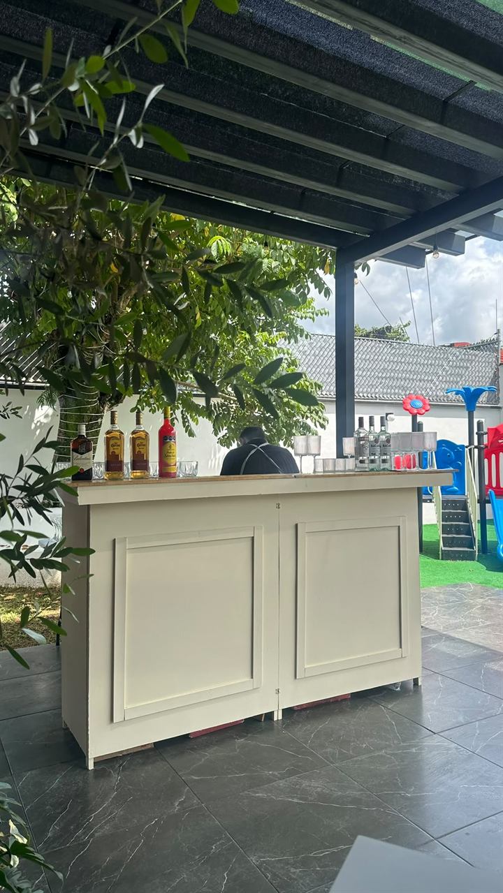 Barra MÖL lista para un evento